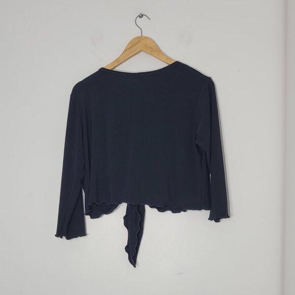 Soleil Black Shrug Tie Front Shoulder Cover Up Cropped Cardigan Lightweight SzL - Picture 2 of 9